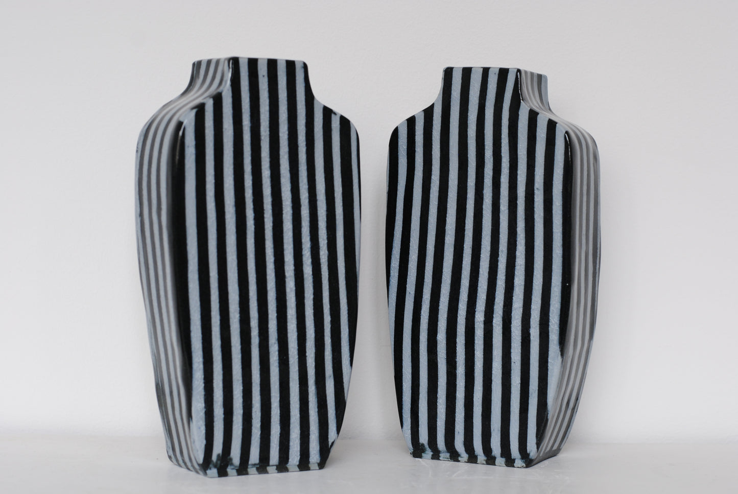 Tall Stripe Vase Black/Blue