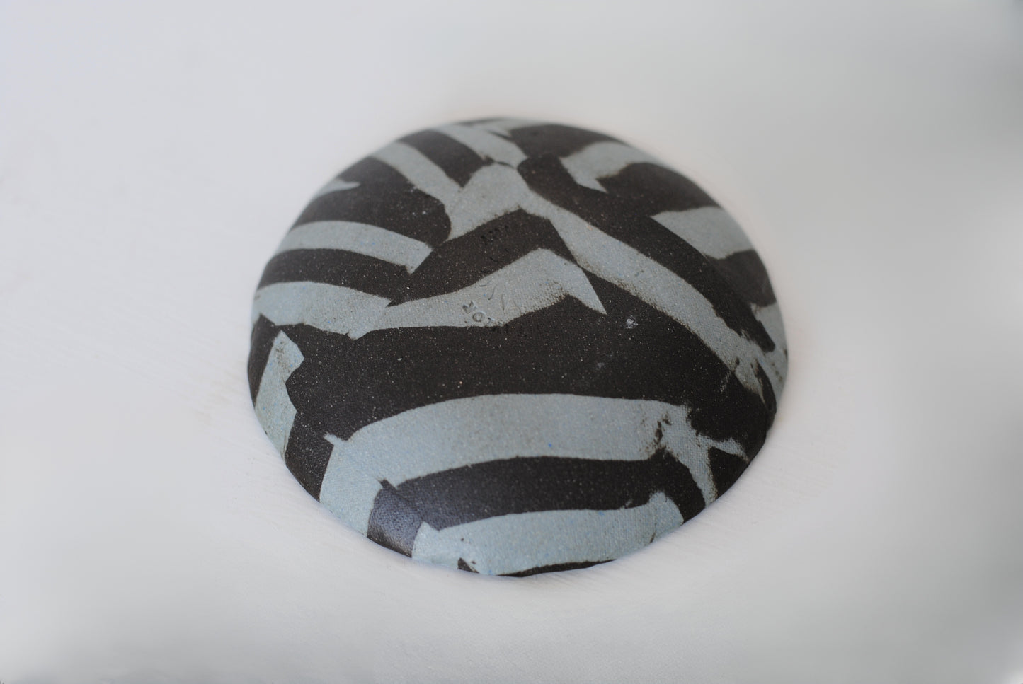 Dish Black/Blue Stripe